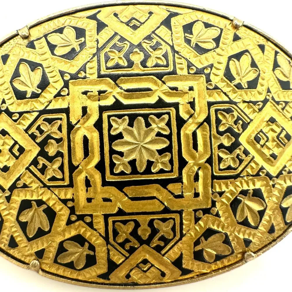 Vintage Japanese Damascene gold plated inlay black etched oval brooch pin